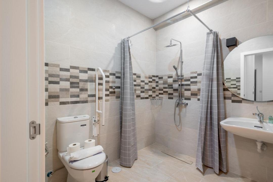 1 Bedroom 1 Bathroom Furnished - Justicia - Cozy - Mintystay مدريد المظهر الخارجي الصورة