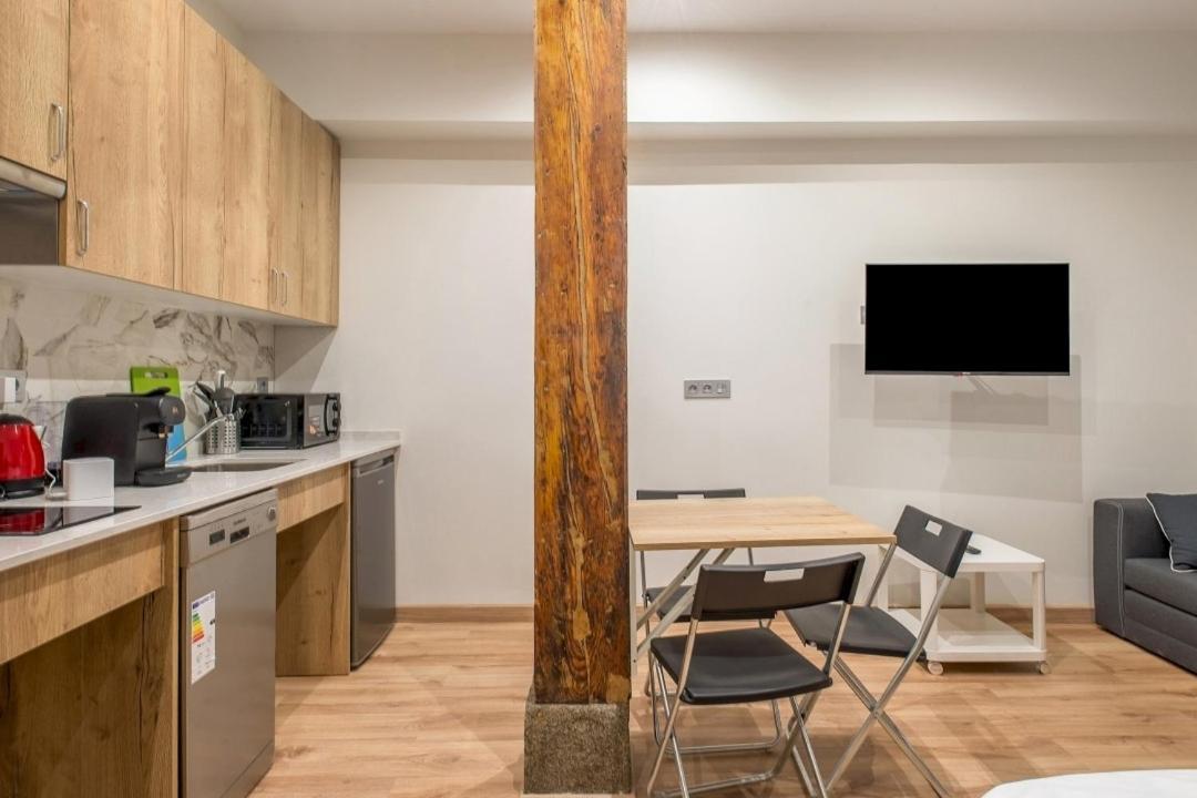 1 Bedroom 1 Bathroom Furnished - Justicia - Cozy - Mintystay مدريد المظهر الخارجي الصورة