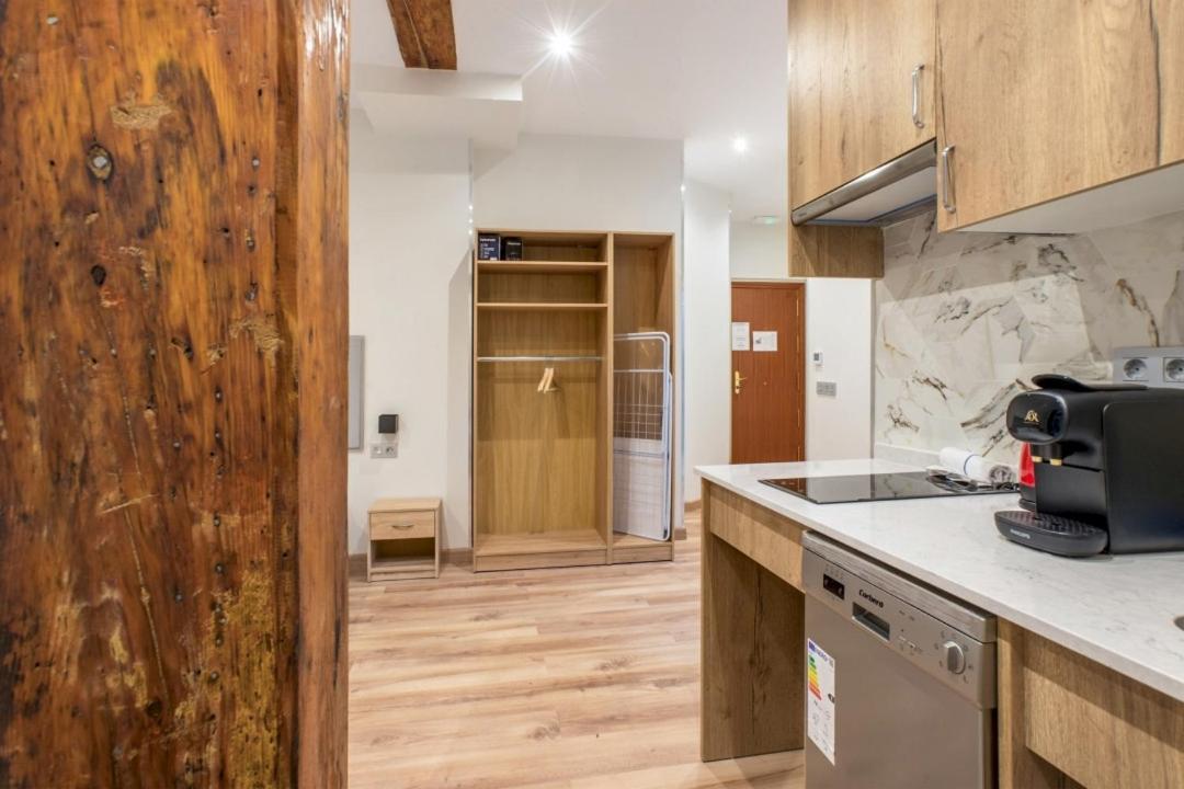 1 Bedroom 1 Bathroom Furnished - Justicia - Cozy - Mintystay مدريد المظهر الخارجي الصورة
